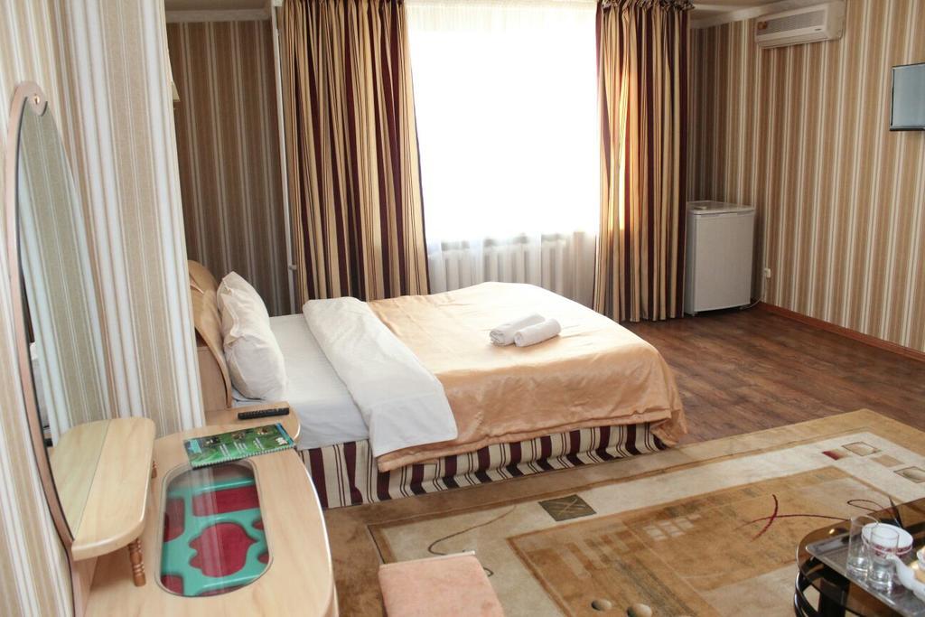 Zhassybi Hotel Astana Exterior foto
